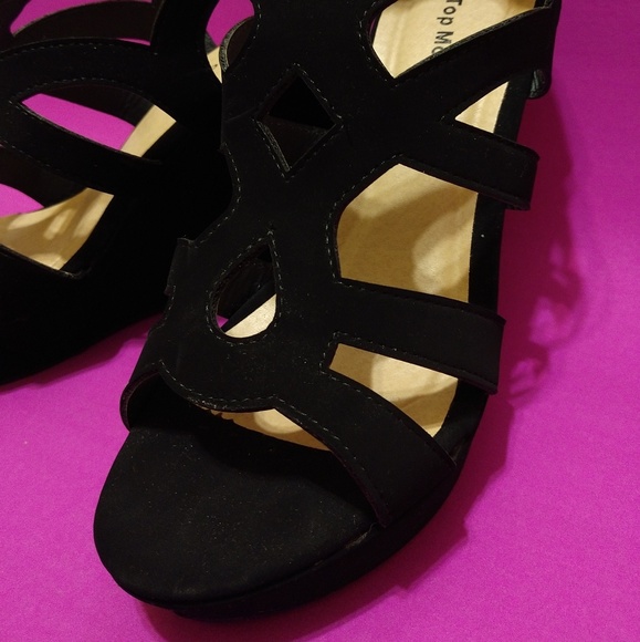 Black Open Toe Ankle Suede Strappy Wedges - Picture 5 of 8
